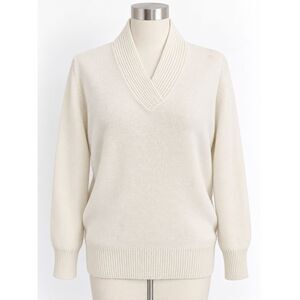 Vintage Ivory Lambswool V-Neck Sweater Medium 132